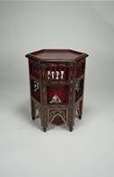 Med. Moroccan Hexagon Table