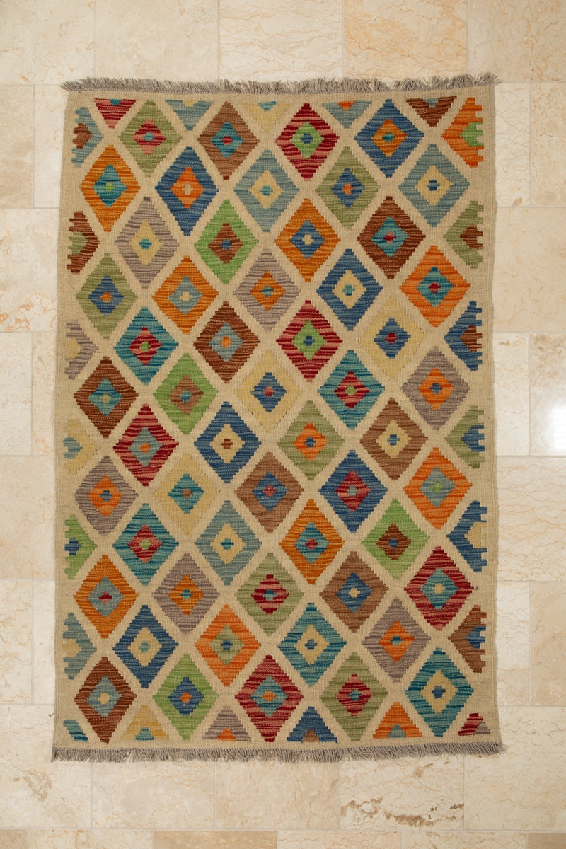 Wool Diamond Shape Design Rug