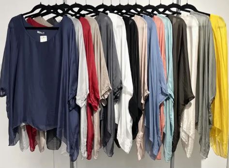 Top Flowy Silk Solid Top